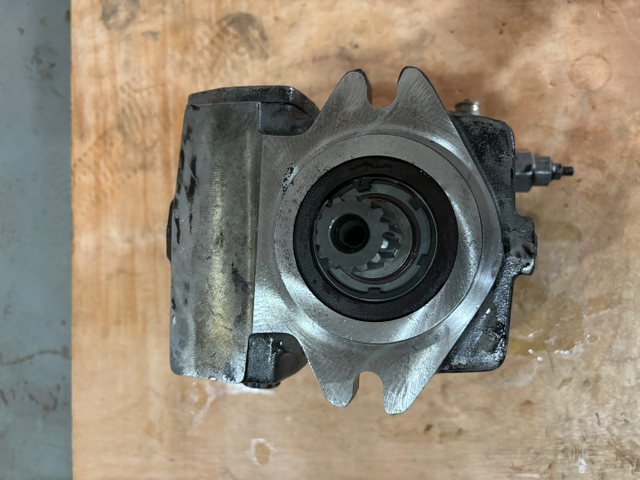 Rexroth 2114976 A10VG45EP4D1/10L-NTC10F045ST HYDRAULIC PUMP