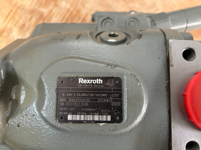 Rexroth R902520530 A10VO63LA8DS-53R-VUC12N00-S2027 hydraulic pump for excavator