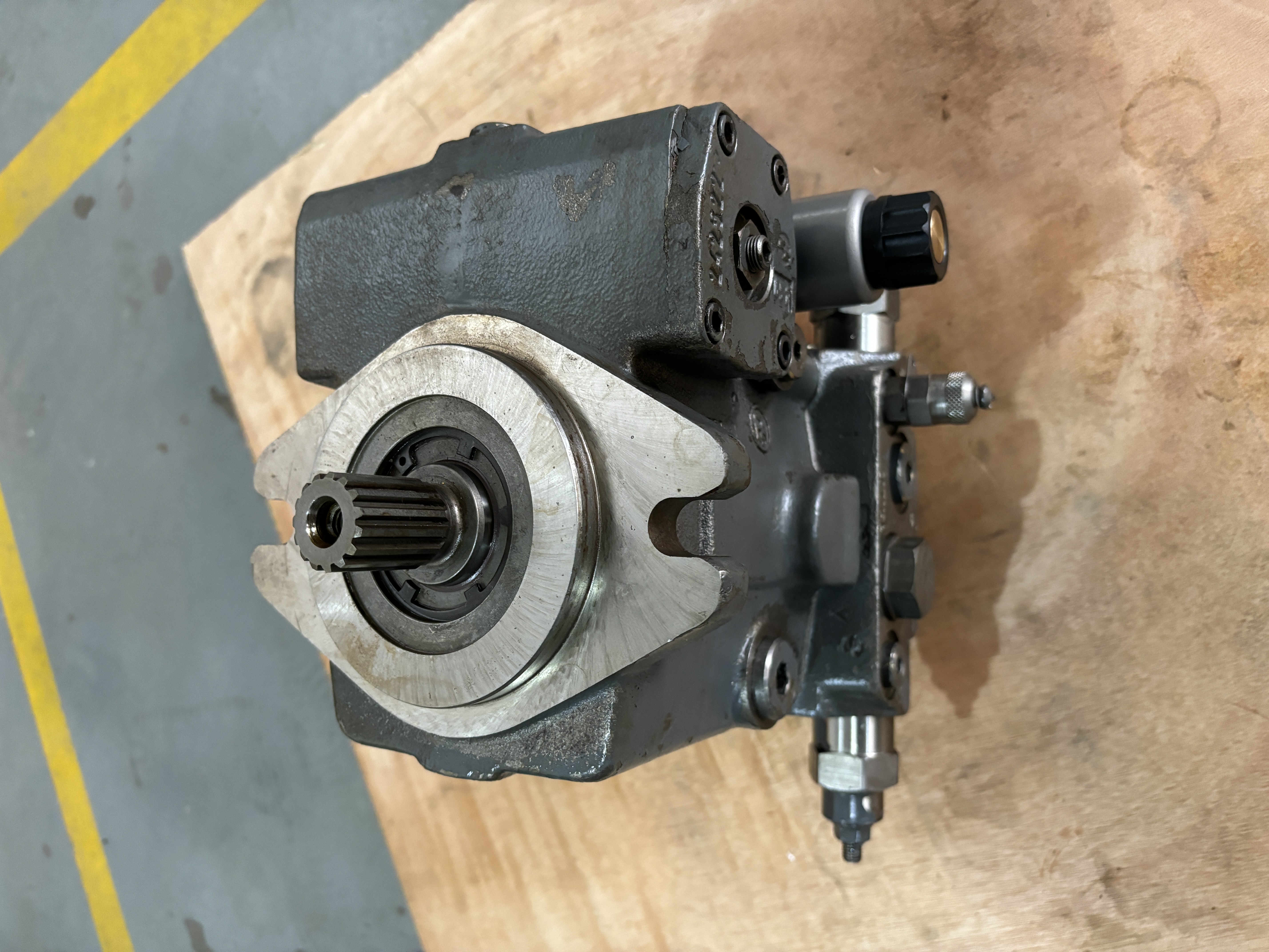 Rexroth 2076838 A10VG28EP2D1-10L-NSC10F015SH HYDRAULIC PUMP